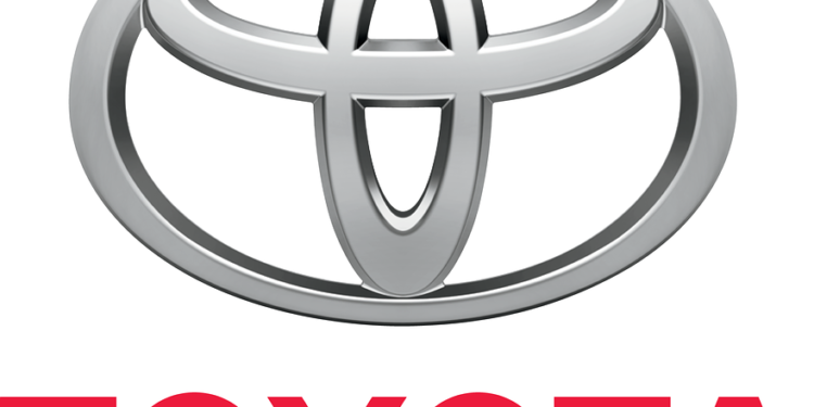 В России стартовали продажи Toyota RAV4 5-го поколения