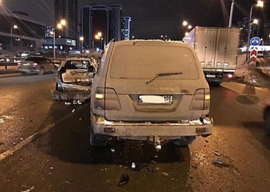 В Уфе столкнулись два автомобиля, пострадал пассажир
