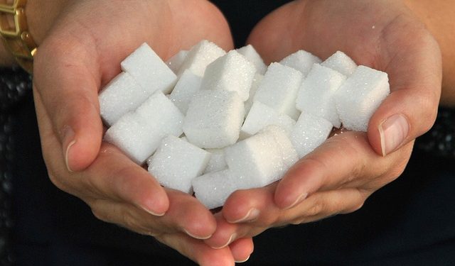 Диетологи опровергли мифы о пользе заменителей сахара