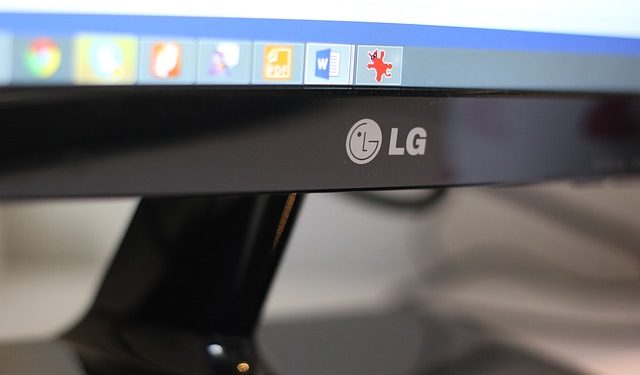 LG представила самый большой телевизор OLED 8K