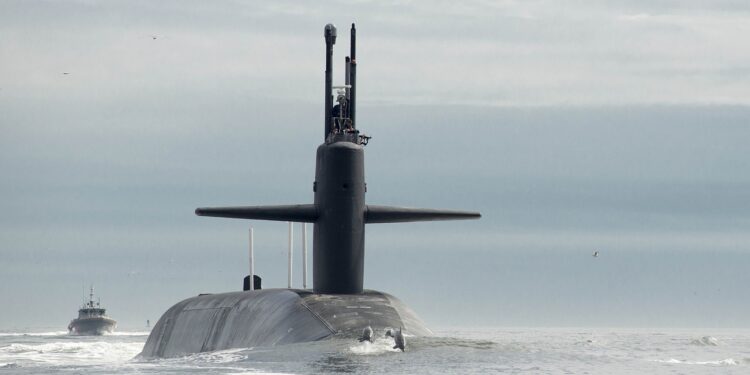 Британские военные потеряли российскую подводную лодку в Ла-Манше