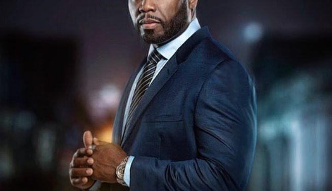 Рэпер 50 Cent предложил жюри «Эмми» поцеловать его «черную задницу»