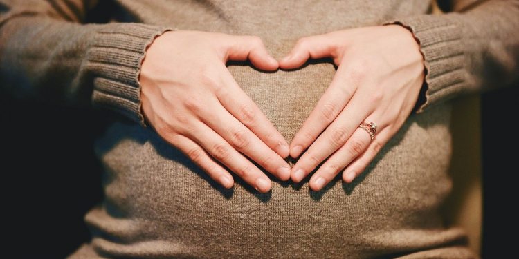 Беременность может задержать развитие рассеянного склероза