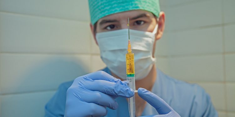 Найдено полностью нейтрализующее коронавирус средство
