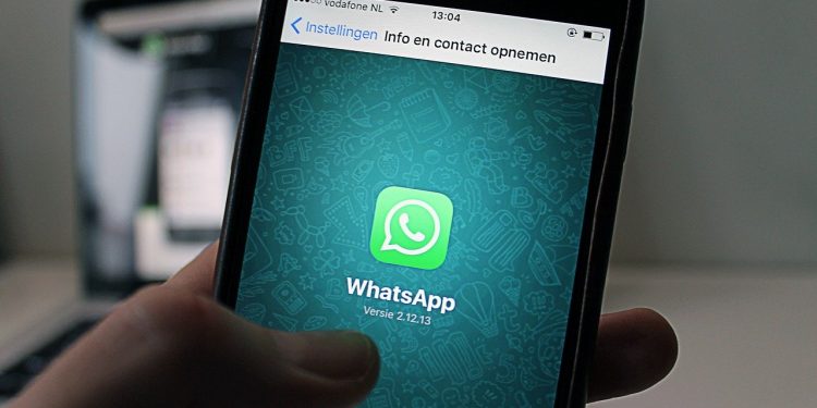 Ученые из США рассказали, как распознать лжецов в WhatsApp