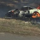 Появились фото страшного ДТП, в котором авто вылетело с трассы Омск – Тара и подожгло поле