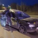 Молодая омичка «впечатала» в столб свой автомобиль с годовалым ребенком в салоне