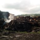 В Омской области после страшного пожара осталась без всего семья с детьми