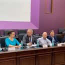 В Омске участники круглого стола попросят губернатора и ЗС принять закон, ограничивающий торговлю …