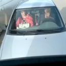 В Омске сняли на видео женщину, выехавшую на встречку и «крутившую фиги» водителю автобуса