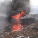 Власти Тарского района заявили, что свалку тушат уже четыре месяца