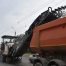 В УДХБ Омска пока не комментируют информацию о вероятном браке по новому асфальту на Левобережье