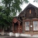 Омскому музею выдали предписание из-за здания на Театральной