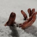 На севере Омской области на берегу Иртыша нашли замерзший труп пенсионера На севере Омской области на берегу Иртыша нашли замерзший труп пенсионера
