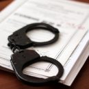 В своей квартире омич застал бывшую пассию в объятьях другого и жестоко ее оговорил