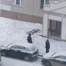 В Омске под окнами высотки нашли мертвой мать троих детей – соцсети