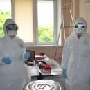 Омская больница закупает партию противочумных костюмов