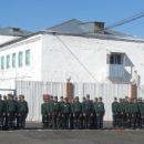 Родившийся в омской колонии № 2 усатый охранник бегает за цыпочками и сдружился с обитателями