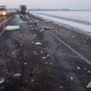 На трассе Тюмень-Омск мощно столкнулись два грузовика