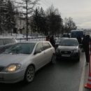 Рядом с мэрией Омска произошла массовая авария