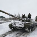 В райцентр на юге Омской области прибыла военная техника