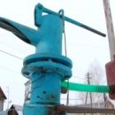 Омичи остались без воды: перемерзли водопроводные колонки с подогревом